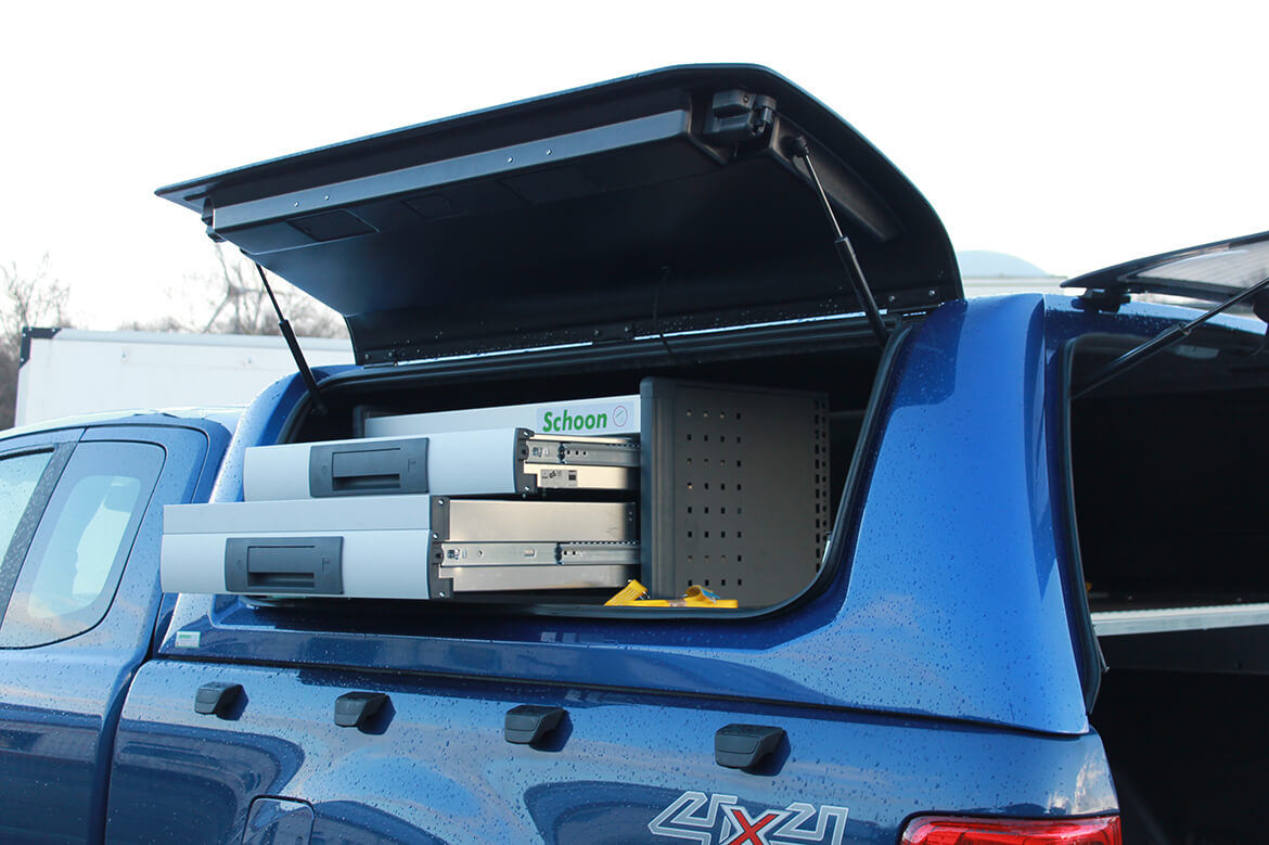 Pickup mit Schoon Hardtop und ausziehbaren Schubladen Pickup Mit Schoon Hardtop Und Ausziehbare Schubladen