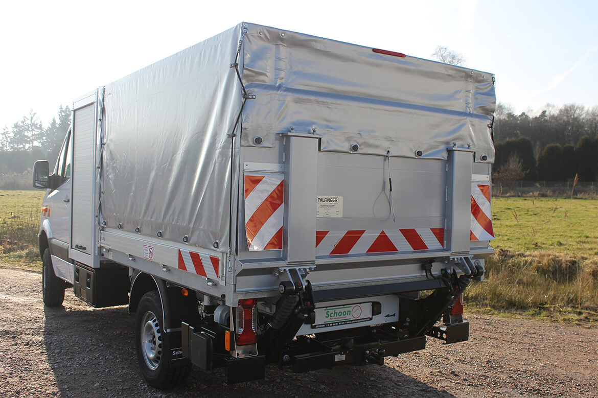 Schoon Kipper mit Planen Aufbau und Aluminium Ladebordwand Schoon Kipper Mit Planen Aufbau Und Aluminium Ladebordwand