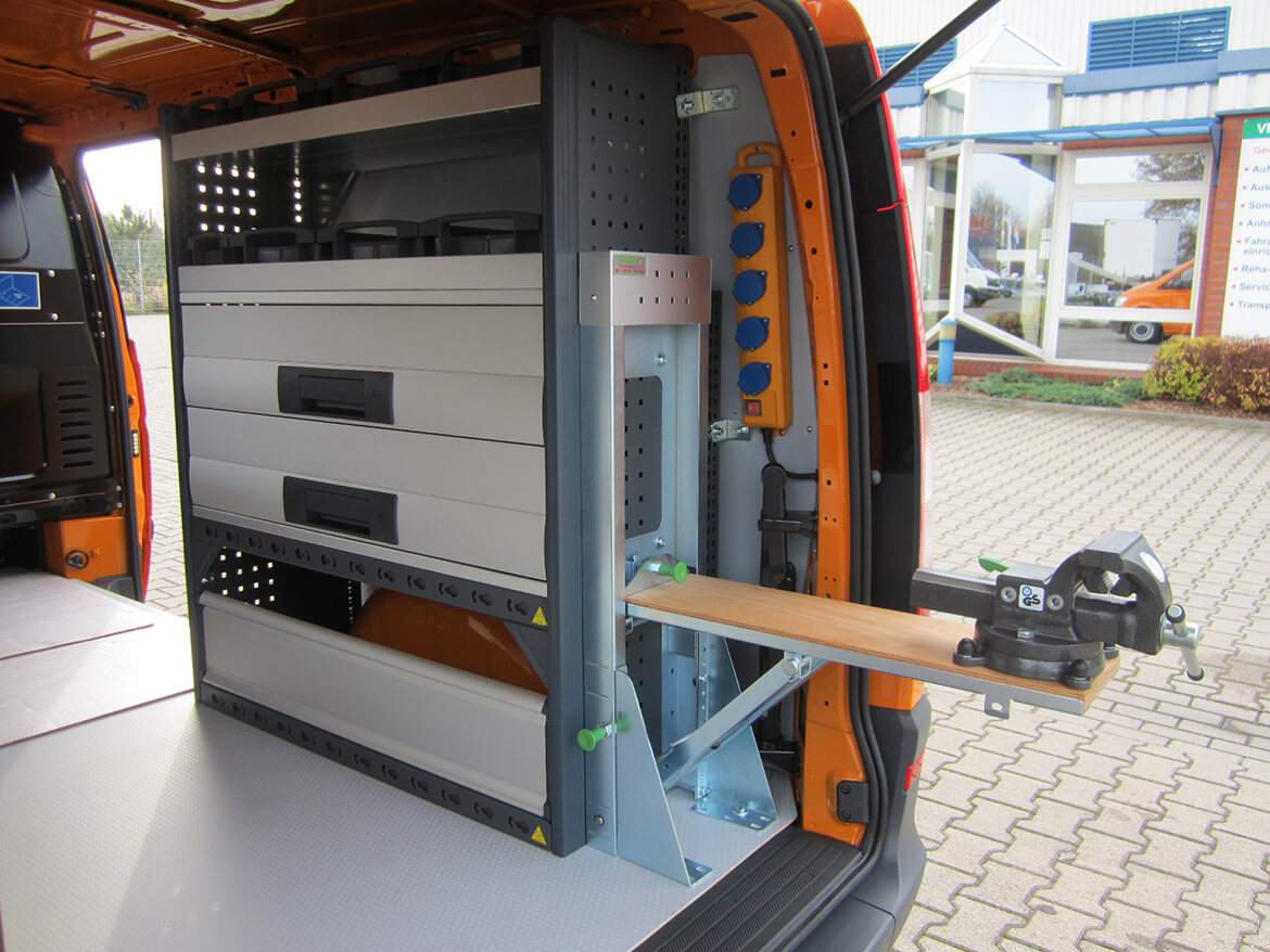 Schoon Fahrzeugeinrichtung mit klappbarem Schraubstock Schoon Fahrzeugeinrichtung Mit Klappbarem Schraubstock