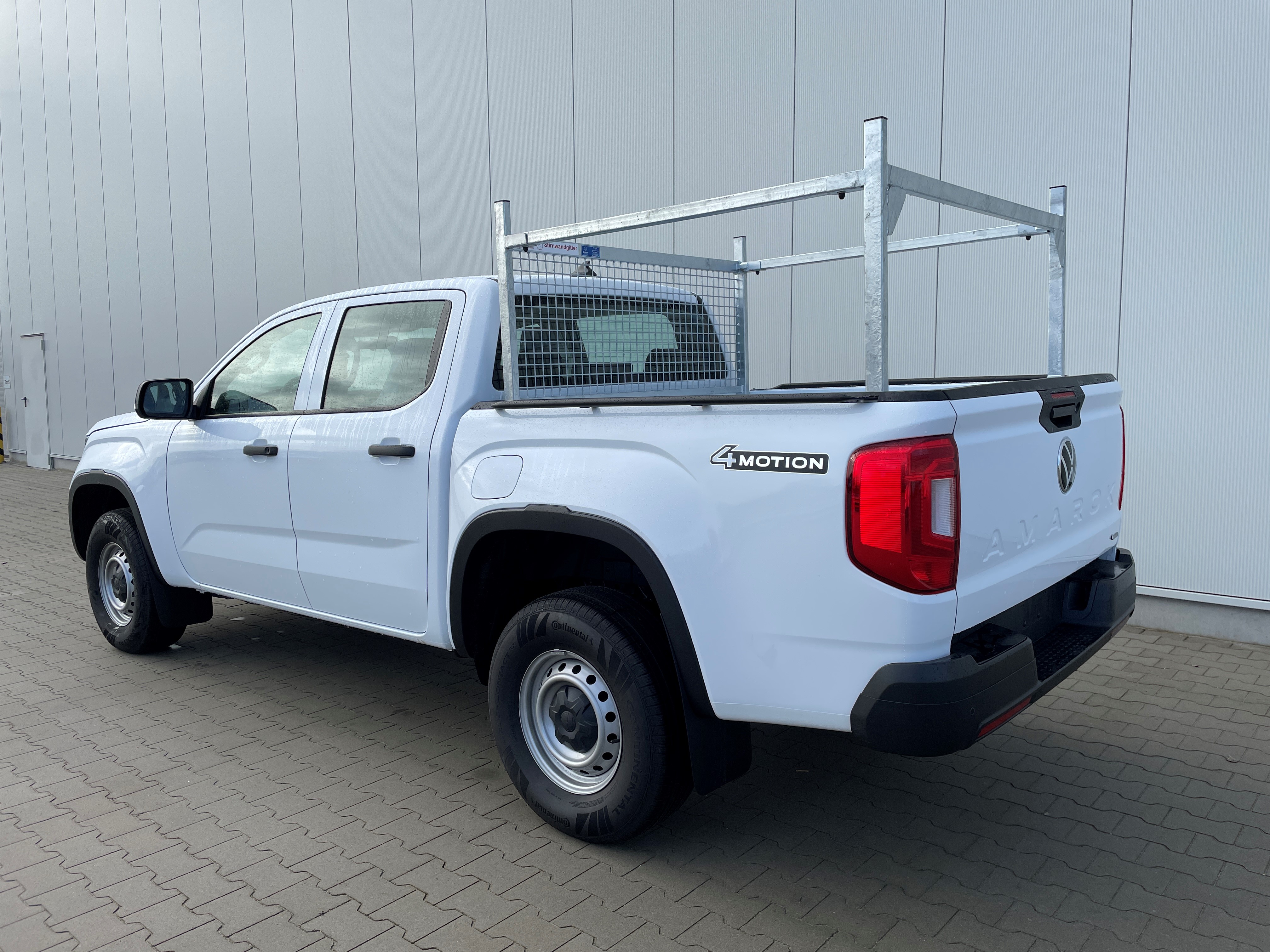 Amarok Stirnwandgitter Heckauflagegestell