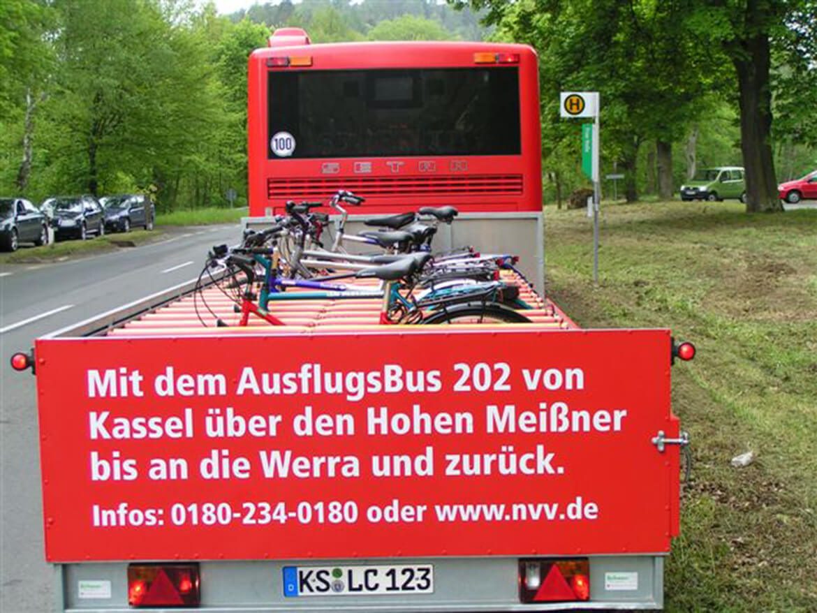 Bus Anhänger für 12, 16 oder 20 Fahrräder. Geeignet für fast alle Fahrradarten vom Mountainbike, Hollandrad oder E Bike