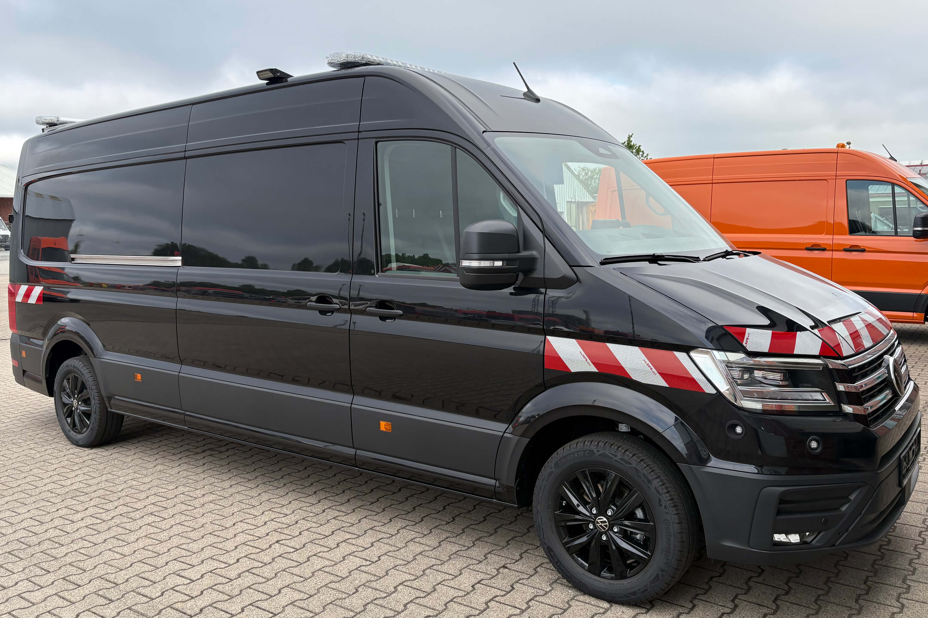 Crafter KaWa mit Schoon Ausbau VWN Freigelände S51 (1)