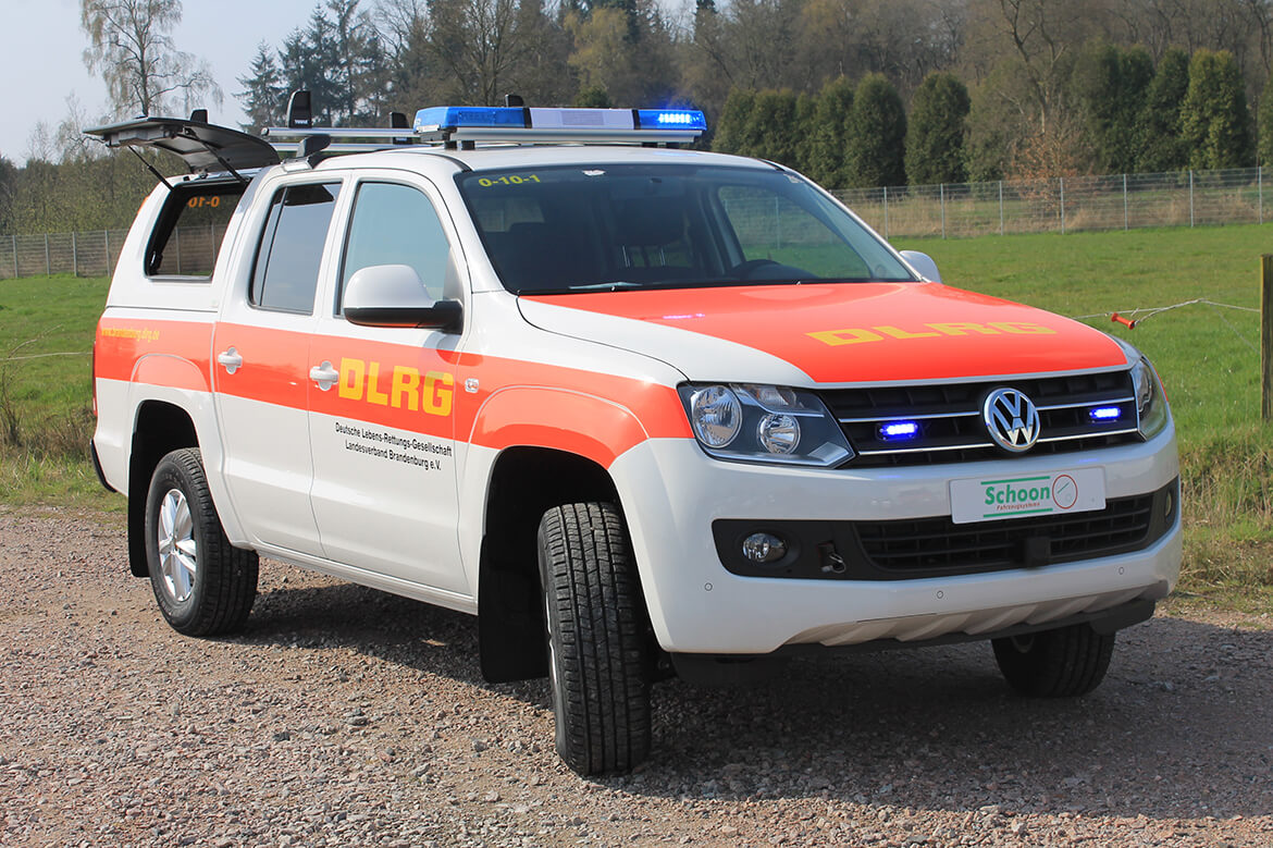 DLRG Fahrzeug Schoon Hardtop Blitzleuchten Seilwinde Dachträger Anhängekupplung (2)