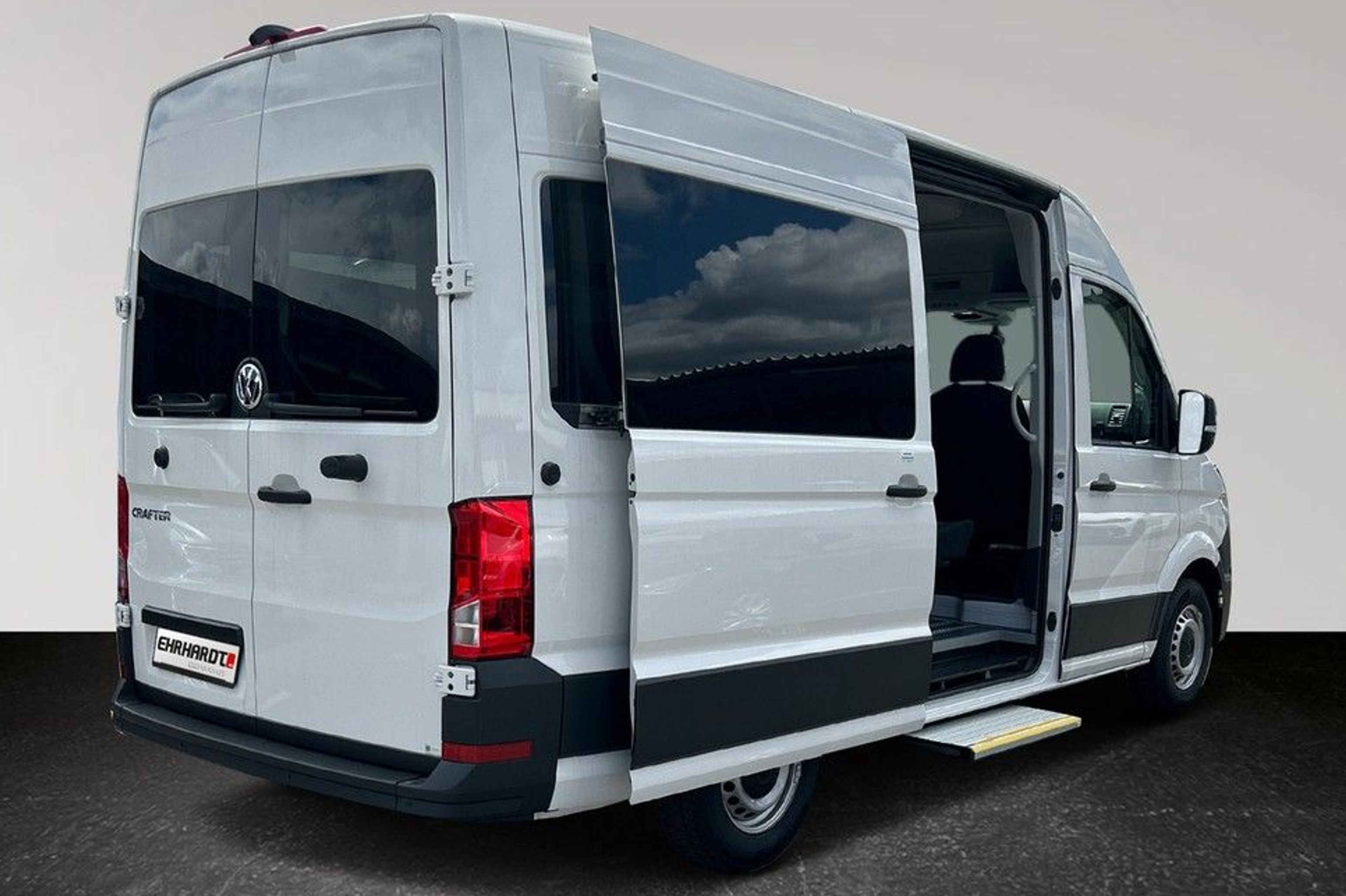 Ehrhardt Crafter mit Schoon Minibus Ausbau