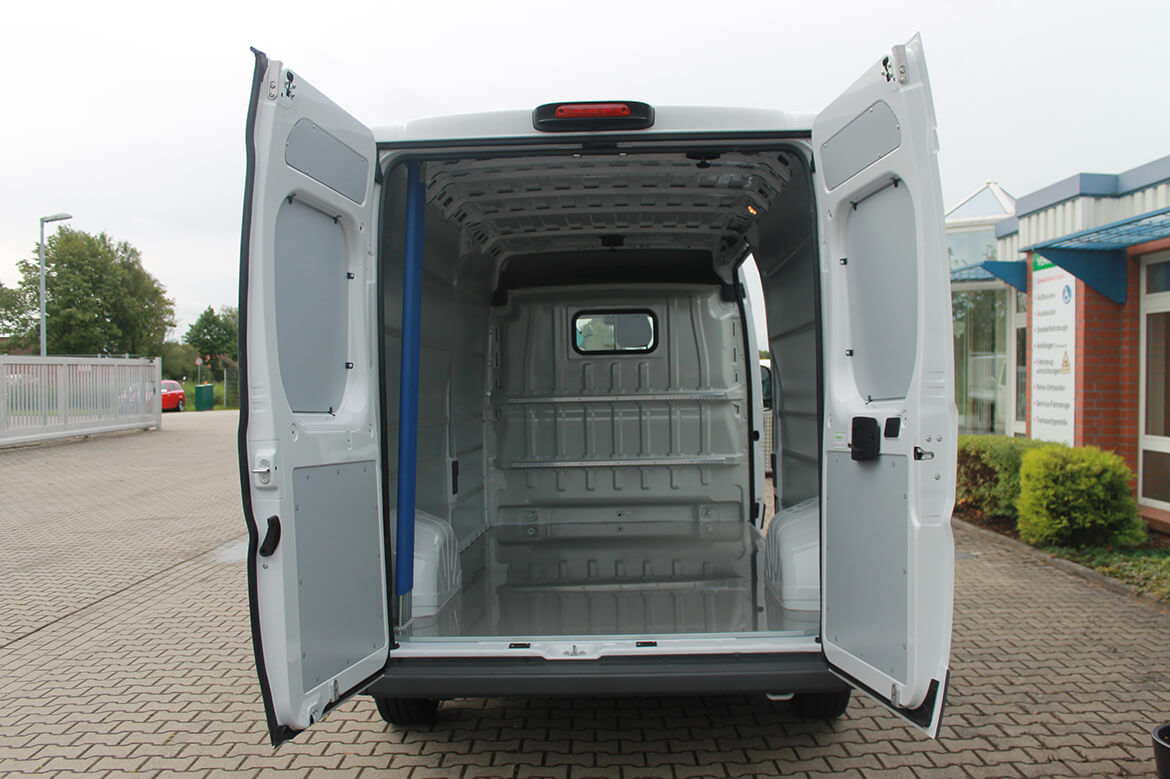 Fiat Ducato (Citroen Jumper, Peugeot Boxer)Kastenwagen mit Schoon Easy Clean