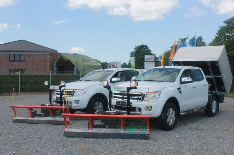 Ford Ranger Mit Schoon Kipper Integriert Mit Winterdienst Schneeschild, Streugutbehälter