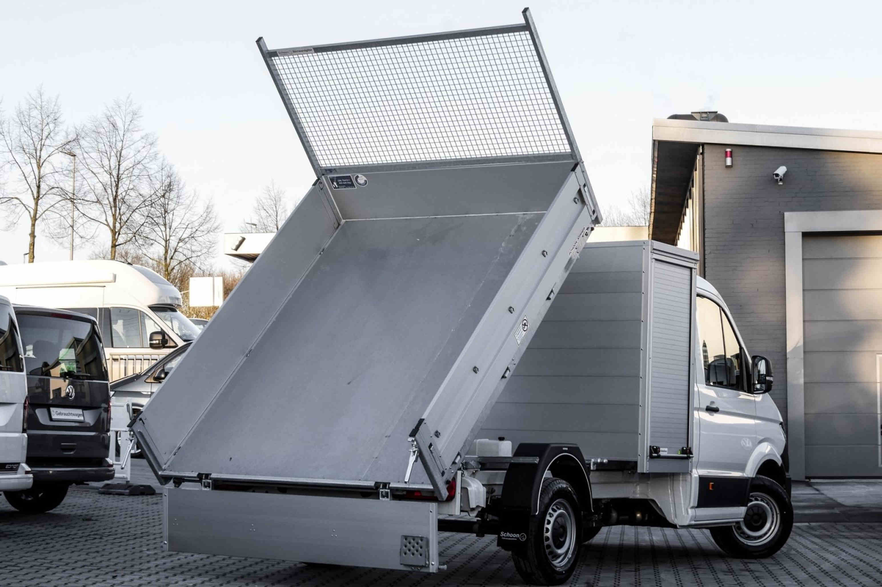 Knubel GmbH & Co. KG Crafter mit Schoon Kipper, VariaBoxx, Stirnwandgitter, Netzhaken