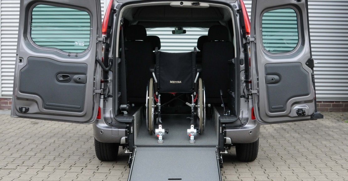 Mercedes Benz Citan mit Schoon Heckausschnitt