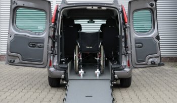 Mercedes Benz Citan mit Schoon Heckausschnitt