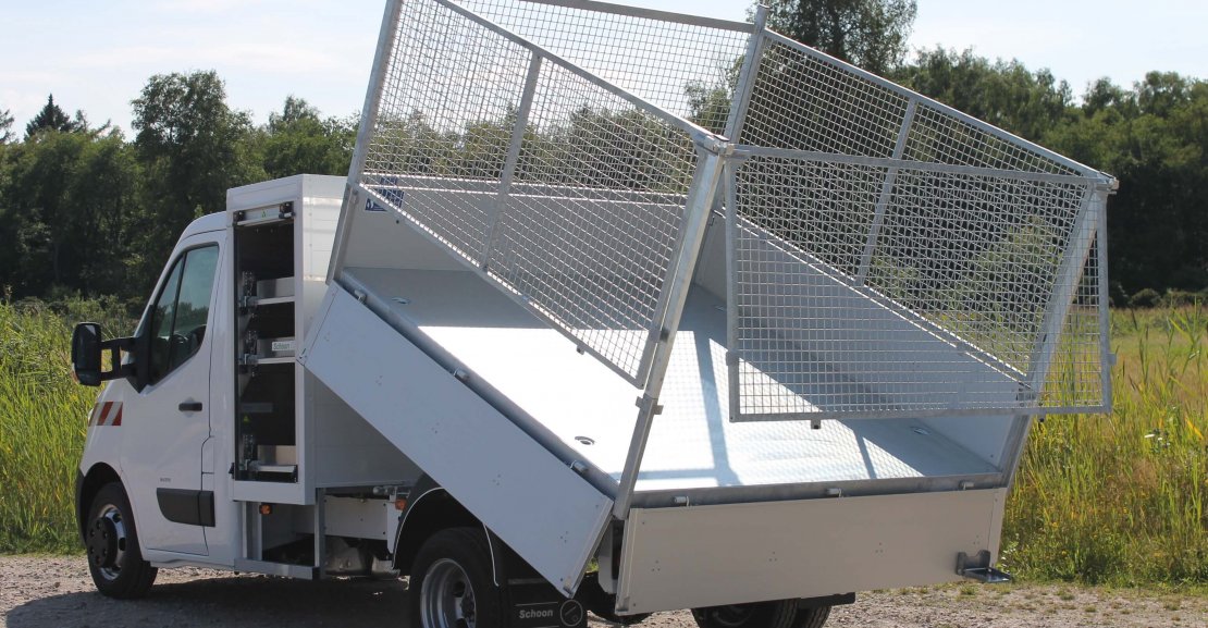 Opel Movano mit Schoon Kipper, Laubgitteraufsatz, Werkzeug und Gerätekasten, RKL, Warnmarkierungsfolie