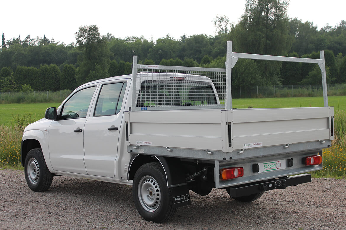 Pickup mit Schoon Pritsche und Heckauflagegestell