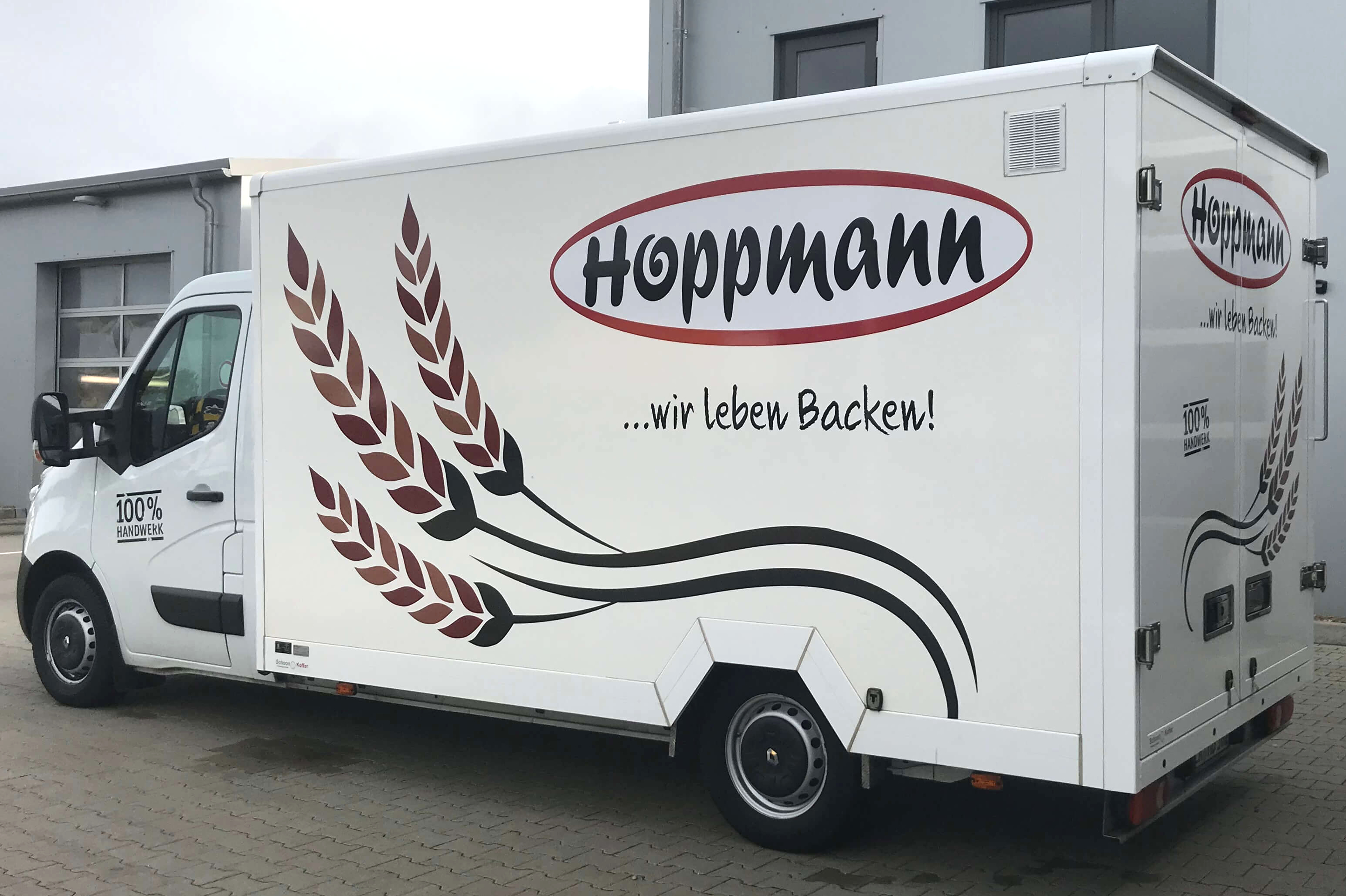 Renault Master Tiefrahmen mit Schoon Koffer für Bäckerei (2)