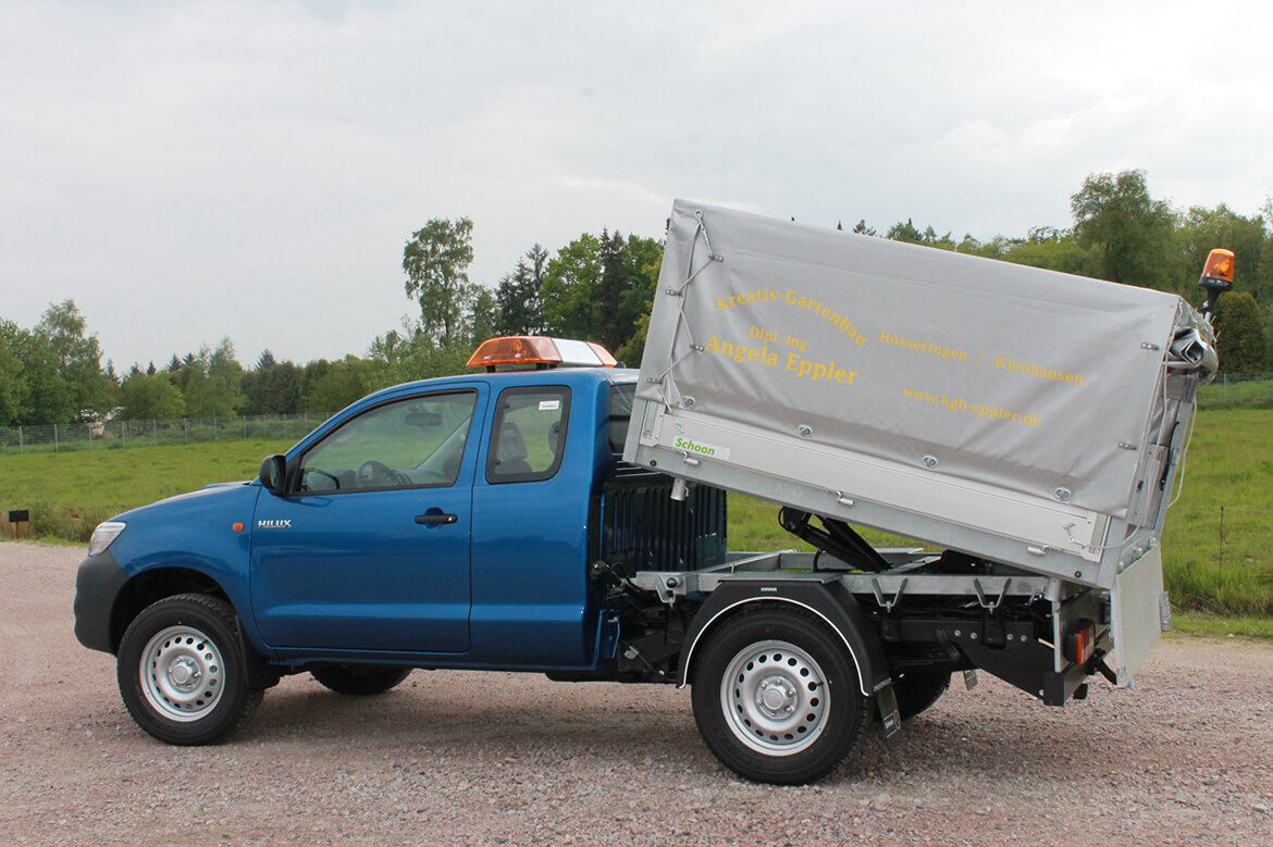 Toyota Hilux Extra Cab mit Schoon Kipper, Plane Spriegel, Blitzbalken, Rundumkennleuchten