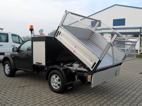 Toyota Hilux Single Cab Mit Schoon Kipper, Laubgitteraufsatz, Werkzeug Und Gerätekasten, Rundumkennleuchten