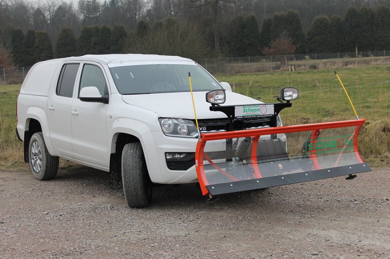 Volkswagen Nutzfahrzeuge Amarok V6 Mit Schoon Hardtop Und Schneeschild