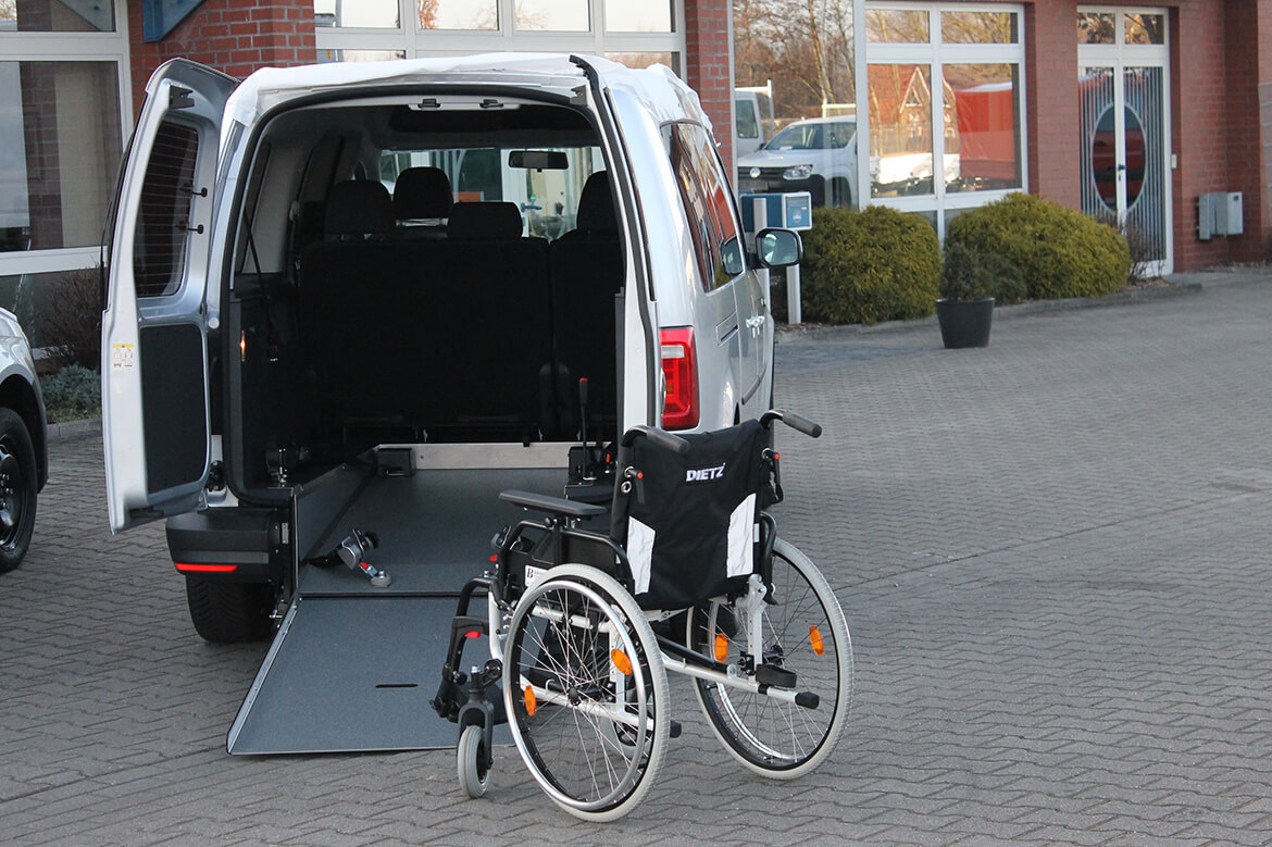 VW Caddy Umbau Rollstuhl