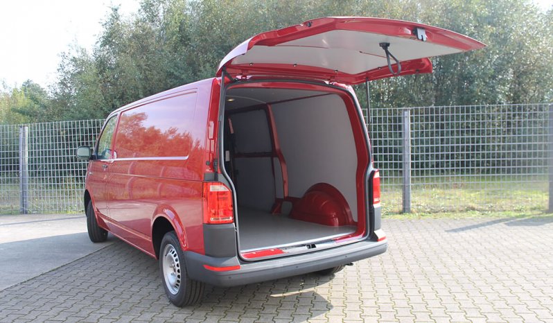 Volkswagen Transporter full