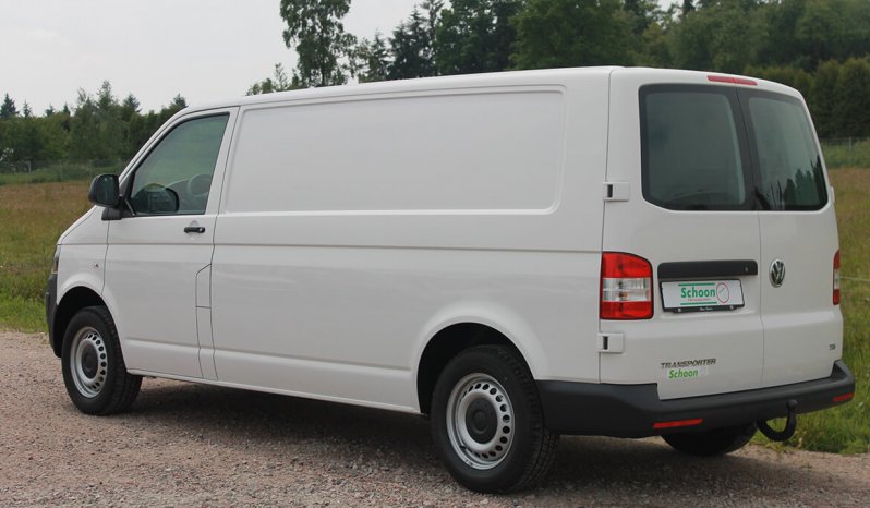 Volkswagen Transporter full