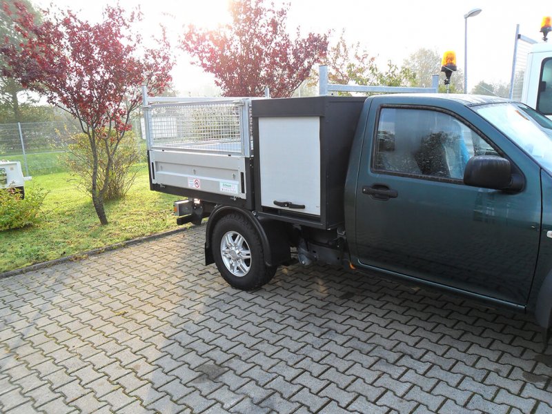 Werkzeug Und Gerätekasten Mit Rollo Für Pickup