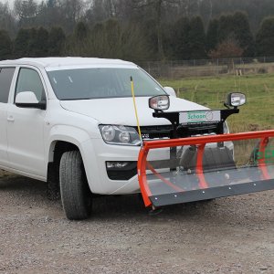 Volkswagen Nutzfahrzeuge Amarok V6 Mit Schoon Hardtop Und Schneeschild